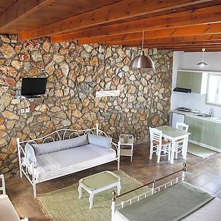 Vareladiko 3* Leros Island